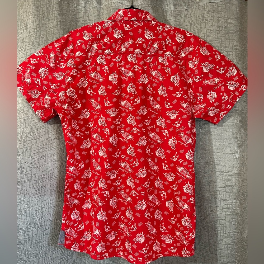 Good Vibes by Drill, Slim Fit Shirt Short Sleeve Button Up Red Cotton. - Picture 3 of 11